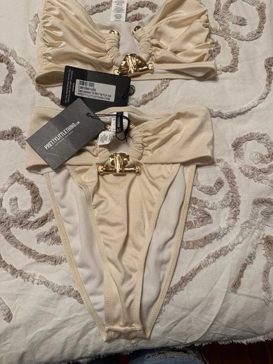 PrettyLittleThing Cream Gold Trim Bikini Set - Picture 1 of 1